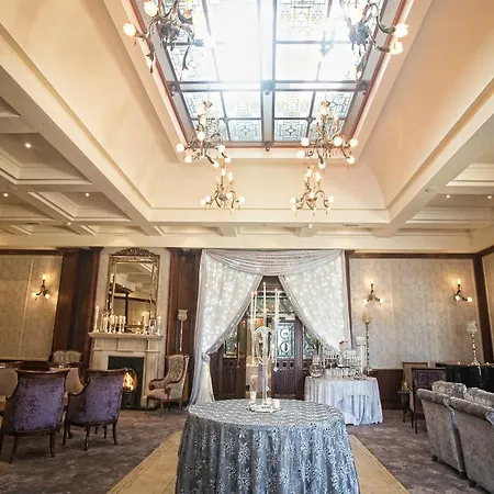 Hotel Carrickdale & 4*